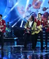 Dalam acara Konser Musik Nasional, sederet musisi legendaris hadir turut meramaikan acara tersebut. Kahitna dan Koes Plus band kawakan akan berkolaborasi dengan musisi muda tanah air. (Nurwahyunan/Bintang.com)