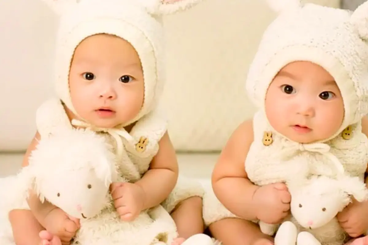 Ilustrasi bayi