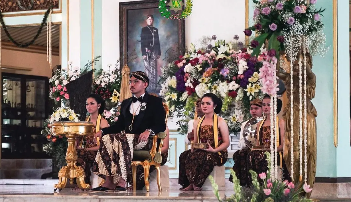 Dia adalah GPH Bhre Cakrahutomo Wira Sudjiwo. Bhre dinobatkan sebagai Mangkunegara X menggantikan ayahanda Mangkunegara IX yang meninggal dunia tahun lalu. (Foto: Puromangkunegaran)