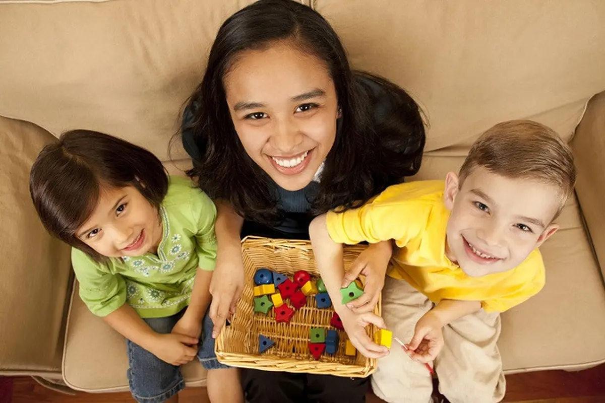 Ilustrasi Pengasuh Anak (iStock)