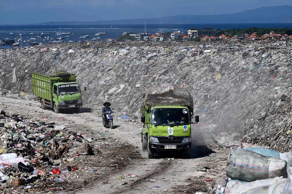 FOTO: TPA Suwung Kembali Dibuka Sementara