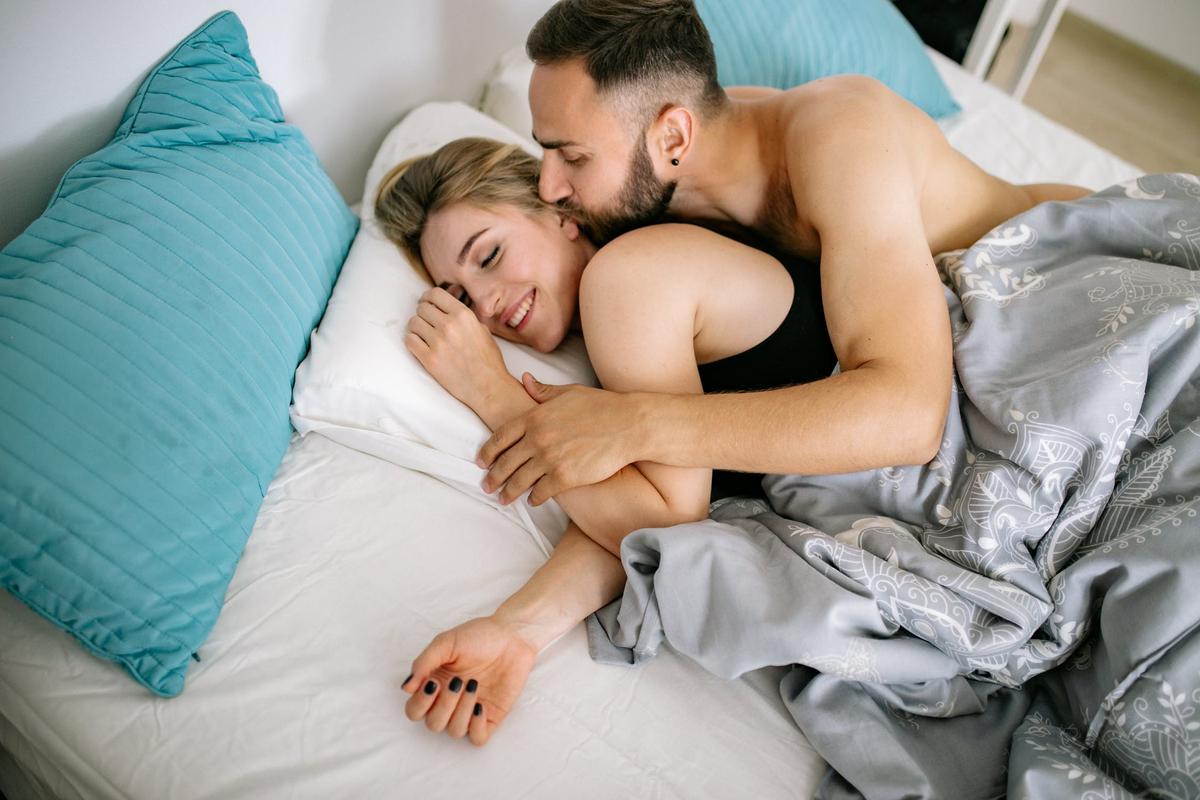 Tips dan Trik Foreplay Serta Afterplay Bikin Hubungan Makin Mesra dan Panas