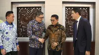 Kepala KSP Moeldoko saat menerima kunjungan praktisi industri kesehatan asal Malaysia di Kantor KSP Jakarta, Jumat (31/5/2024). (Istimewa)
