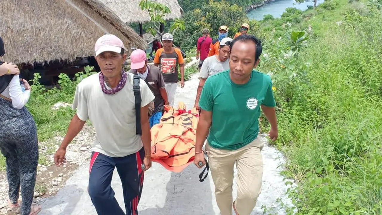 Turis Jepang tewas terjatuh ke laut saat menyisir batu di Nusa Penida