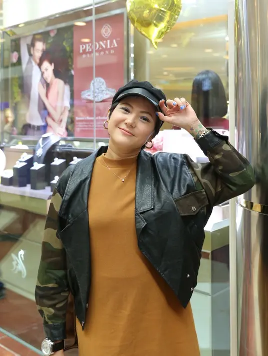 Poppy Sovia (Daniel Kampua/Fimela.com)