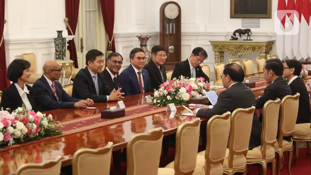 Jokowi Terima Kunjungan Parlemen Singapura di Istana