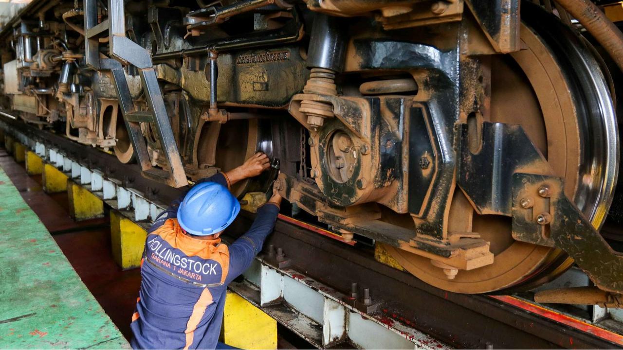 KAI Daops 1 Jakarta tambah 17 kereta tambahan untuk libur Natal dan Tahun Baru