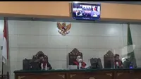 Sidang putusan Julianto Eka Putra di PN Malang. (Zainul Arifin/Liputan6.com)