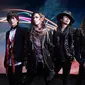 Band L'Arc~en~Ciel atau yang biasa disapa Laruku. (Tokyo Hive)