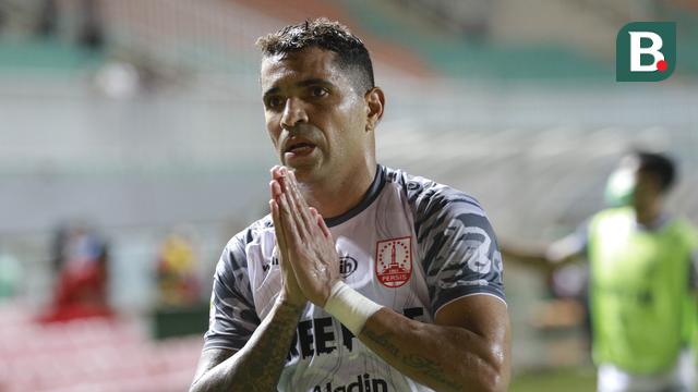 Foto: Adu Tajam Cristian Gonzales dan Beto Goncalves, Rans Cilegon FC Pecundangi Persis Solo 4-3 di Matchday Pertama Babak 8 Besar Liga 2