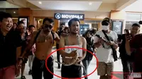 Penuhi Janji, Ini 6 Aksi Panji Petualang Pakai Kolor Bawa Ular Keliling Mall