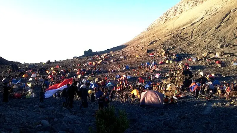 Pasar Bubrah, Satu-satunya Lokasi Camping di Gunung Merapi