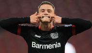Penampilan gemilang Bayern Leverkusen pada musim ini tak lepas dari peranan gelandang Florian Wirtz. Pemuda 18 tahun tersebut telah menorehkan 10 gol dan 13 assist dalam 28 penampilannya sejauh ini. (AFP/Wolfgang Ratty)