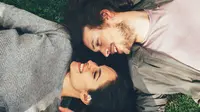 Soulmate tidak selalu pasangan, tetapi bisa juga sahabat, saudara, bahkan kenalan saja. Yang jelas, ketika menemukannya, ini tanda-tandanya. (iStock)