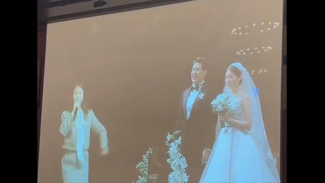 Serunya Pesta Pernikahan Jiyeon T-ARA dan Hwang Jae Gyun, Dinyanyikan IU hingga Pengantin Pria Berjoget