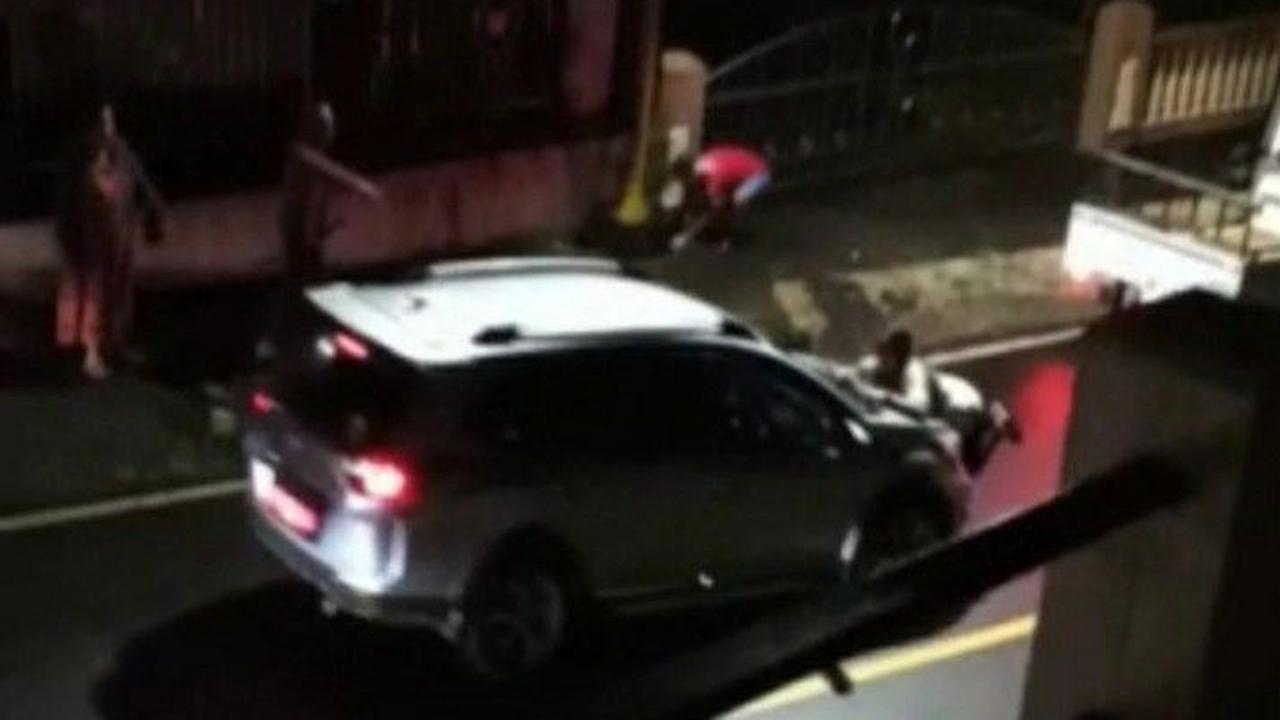 Wakil Ketua DPRD Sulut James Arthur menyeret istrinya Mikhaela Elsiana Paruntu dengan mobil pada, Minggu (24/1/2021) lalu.