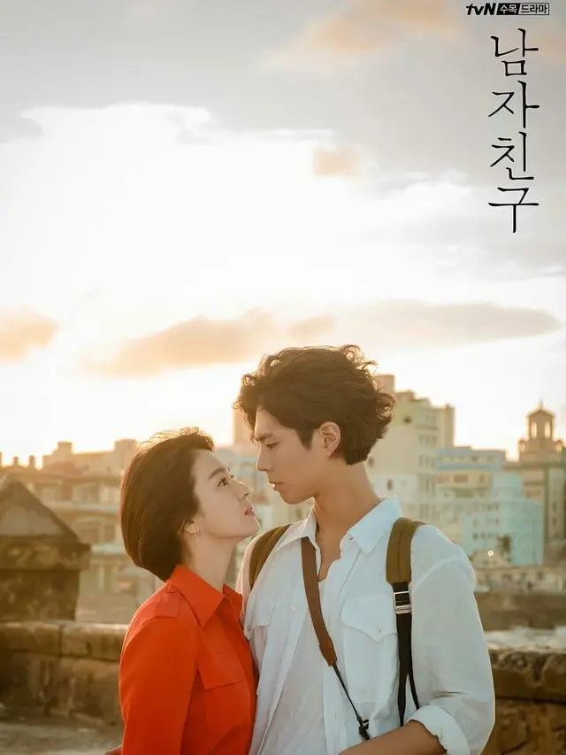 Park Bo Gum Disebut Jadi Orang Ketiga, Ini 5 Momen Kebersamaannya dengan Song Hye Kyo
