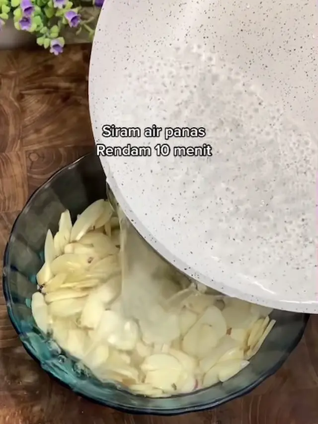 Tanpa Rendaman Garam dan Cuka, Ini Cara Goreng Bawang Putih yang Krispi dan Anti Pahit