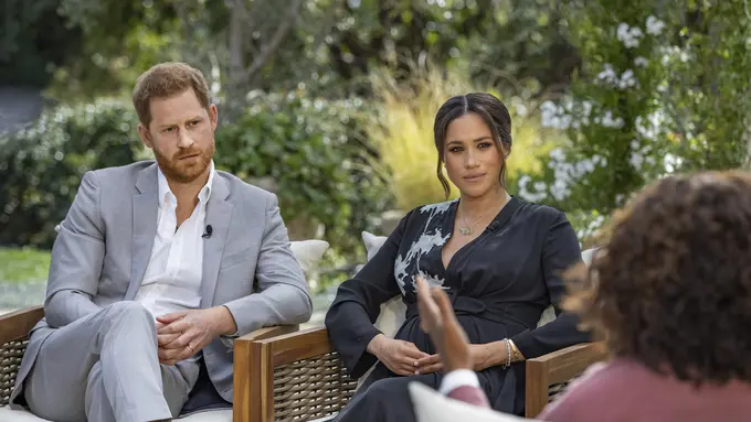 Pangeran Harry dan Meghan Markle dalam Wawancara Oprah. (Joe Pugliese/Harpo Productions via AP, File)