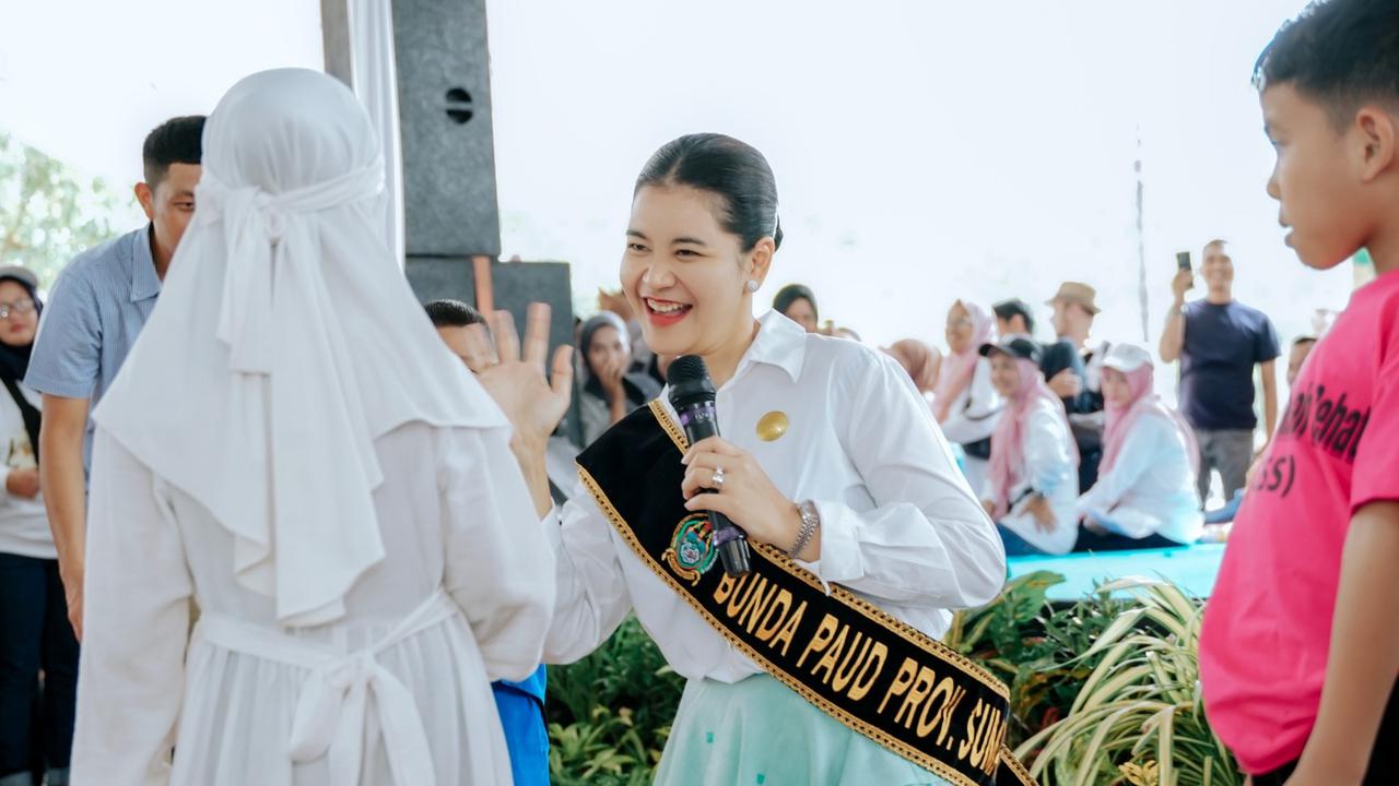 Kahiyang Ayu hadiri acara Kampung Ceria Anak Merdeka (Kacamer) 2025