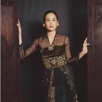 Maudy Ayunda artis yang juga fokus terhadap isu pendidikan dan layak sebagai Kartini Era Kini. [@maudyayunda]