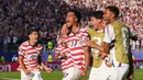 Pemain Amerika Serikat Malik Tillman merayakan golnya melalui tendangan bebas bersama rekan satu timnya selama pertandingan sepak bola babak 32 besar Piala Dunia antara Amerika Serikat dan Bosnia di Santa Clara, California, dekat San Francisco, Rabu, (01/07/2026).  (AP Photo/Martin Meissner)