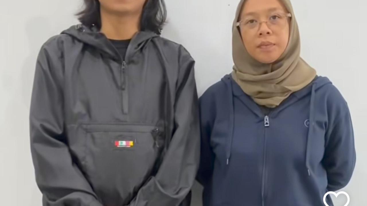 Lagu Lirik 'Bayar Polisi' Viral, Band Sukatani Minta Maaf & Karya Ditarik - Dukungan Mengalir dari Para Musisi