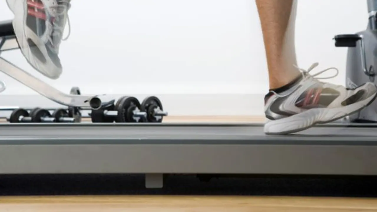 5 Risiko Ketika Berlatih Gunakan Treadmill