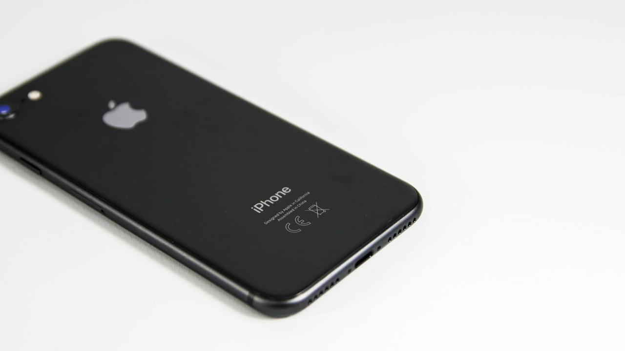 Terungkap Bocoran iPhone SE 4, Desainnya Mirip iPhone 14?