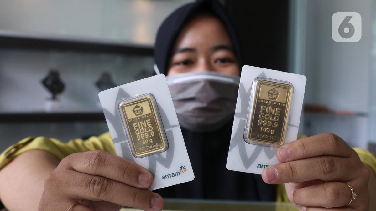 Harga Emas Antam Hari Ini Anjlok Rp50.000 per Gram, Cek Rinciannya