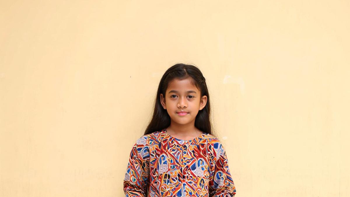 8 Pilihan Model Baju Batik untuk Sekolah Anak TK hingga SD yang Nyaman Dipakai