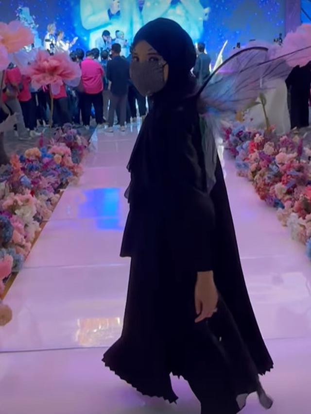 Adu Gaya Luna Maya, Nia Ramadhani, dan Zaskia Sungkar, Geng Cendol yang Costplay Jadi Peri Bersayap di Ultah Ashanty