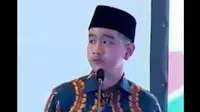 Pidato Gibran Rakabuming di Acara Fatayat NU Disorot, Dianggap Langgar Pedoman Ejaan yang Disempurnakan.&nbsp; foto: Twitter&nbsp;@BosPurwa