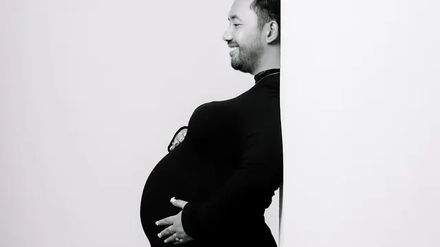 Kiky Saputri Maternity Shoot (instagram/kikysaputrii/windrafotografi).