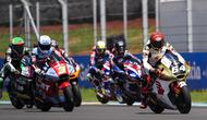 Mario Suryo Aji (nomor motor 64) pada balapan Moto2 Brasil di Sirkuit Ayrton Senna, Goiania. (Honda Team Asia)