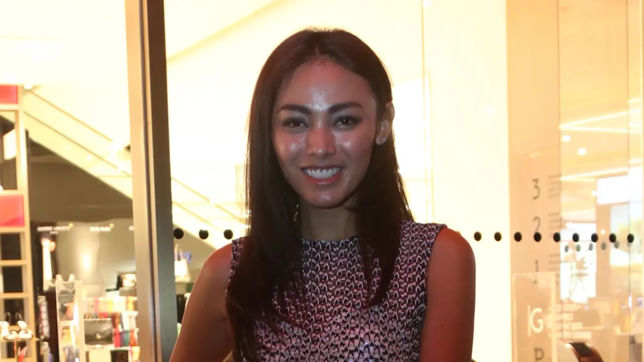 [Bintang] Whulandari Herman