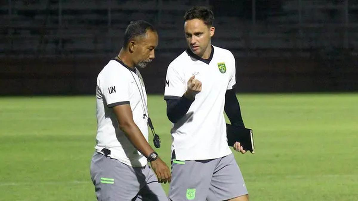 Paul Munster Kirim Salam Perpisahan untuk Persebaya