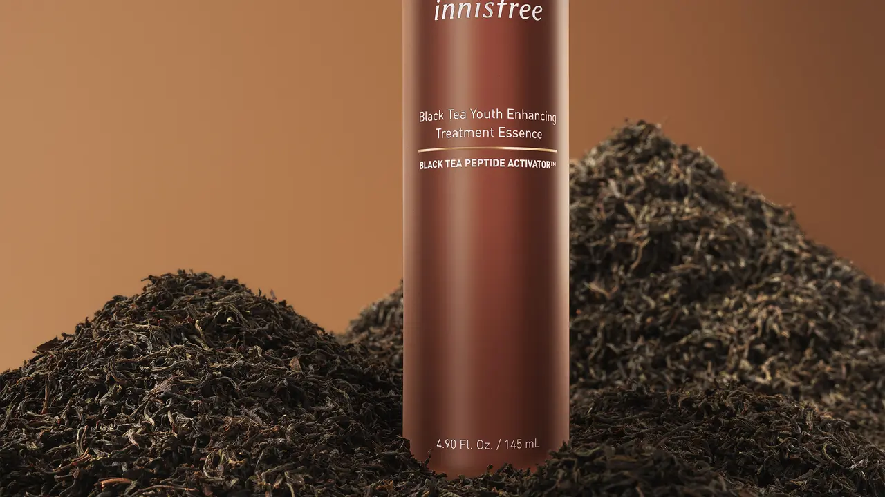 Innisfree Black Tea Youth Enhancing Essence