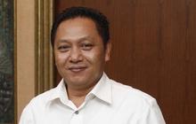 Eks jubir Gus Dur desak pemerintah jelaskan proyek listrik & pesawat