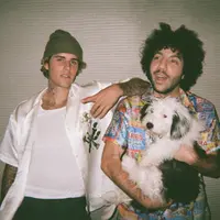 Justin Bieber dan Benny Blanco. (Instagram/ justinbieber)