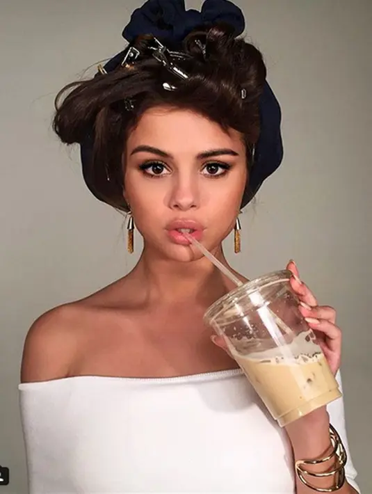 Penelitian ini dikabarkan akan menemukan hasil terbaru terkait pengobatan Lupus. Selena pun mendukunh program penelitian yang berpusat pada penanganan komplikasi penyakit autoimun tersebut. (Instagram/Selenagomez)