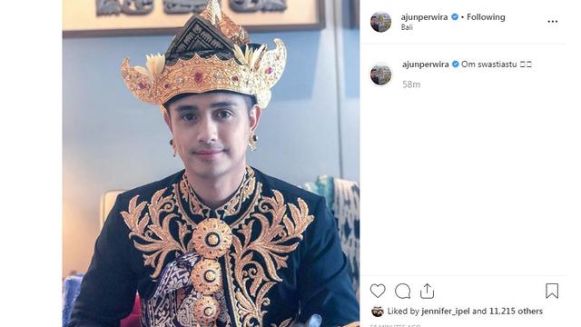 Semringah Kenakan Baju Pengantin, Ajun Perwira Banjir 