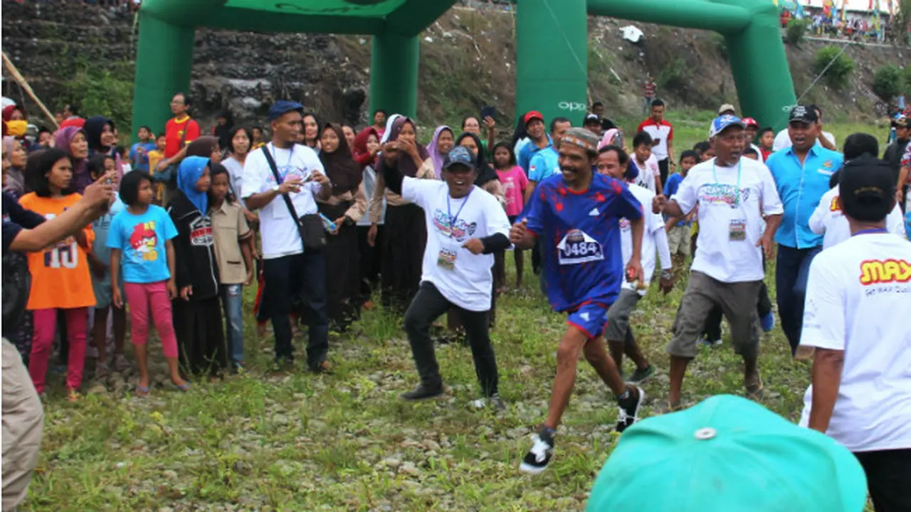 Lari Dikejar Sumanto