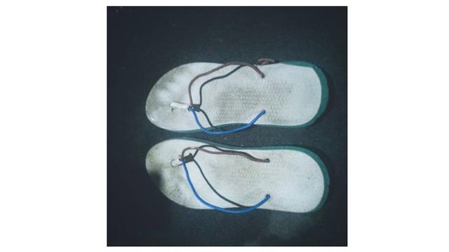 Potret Sendal Jepit Versi Kearifan Lokal Ini Bikin Geleng Geleng