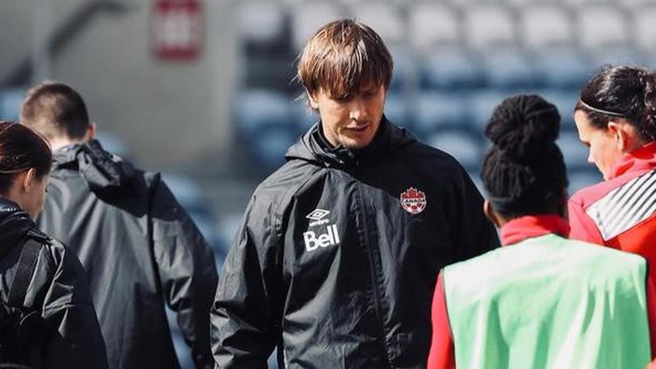 John Herdman Bawa Staf Berkualitas untuk Tingkatkan Fisik Skuad Timnas Indonesia