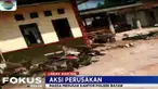 Ironisnya, dua nelayan yang menghalkang-halangi itu malah ditabrak dengan mobil oleh anggota berpakaian preman tersebut.