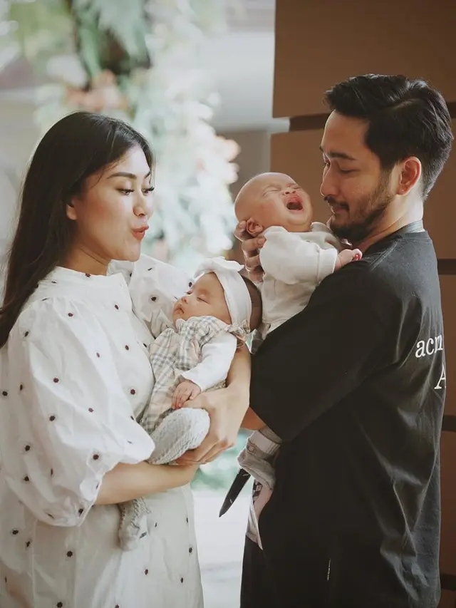 [Fimela] Jeje Govinda dan Syahnaz Sadiqah