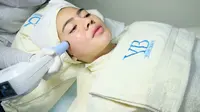 Perawatan Kecantikan di  Youth & Beauty Clinic by dr. Gaby Syerly (Liputan6.com/Novi Nadya)