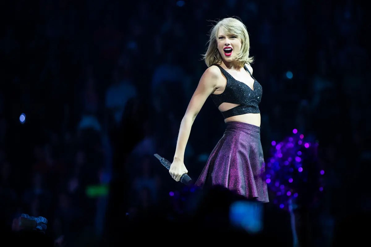 [Bintang] Taylor Swift