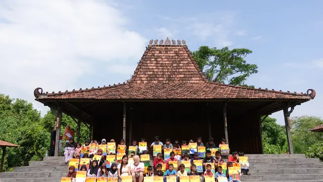Migi Rihasalay terus memberikan kontribusinya dalam menginspirasi generasi muda.